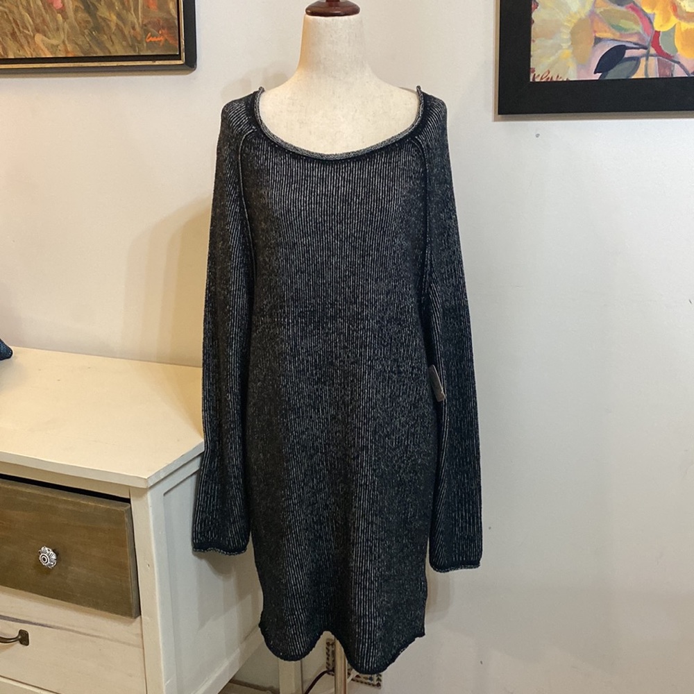 Free People Lenox Ribbed Tunic Sweater in Onyx - Picture 2 of 5